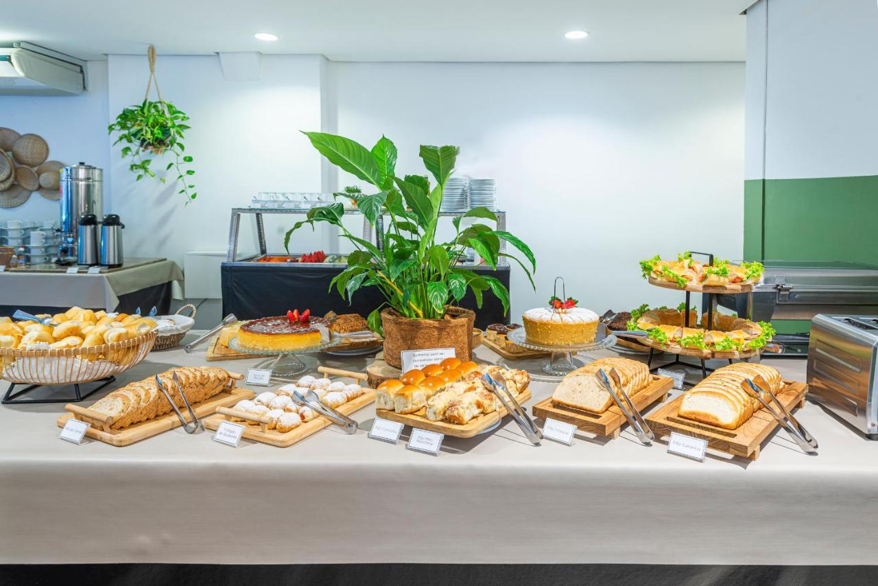 Hotel Melo Balneário Camboriú Eksteriør bilde